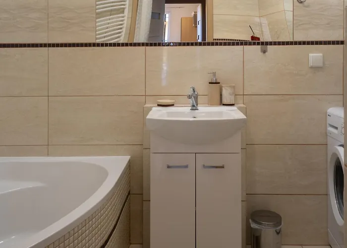 Gaj Comfort With Balcony & Ac Properunit * Wrocław