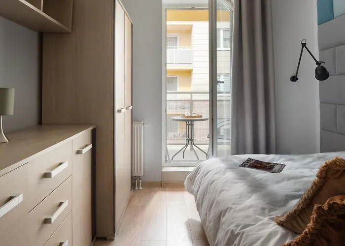 Gaj Comfort With Balcony & Ac Properunit * 브로츠와프